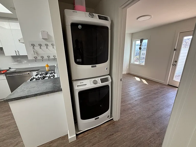 265 Lobos St — Photo 14
