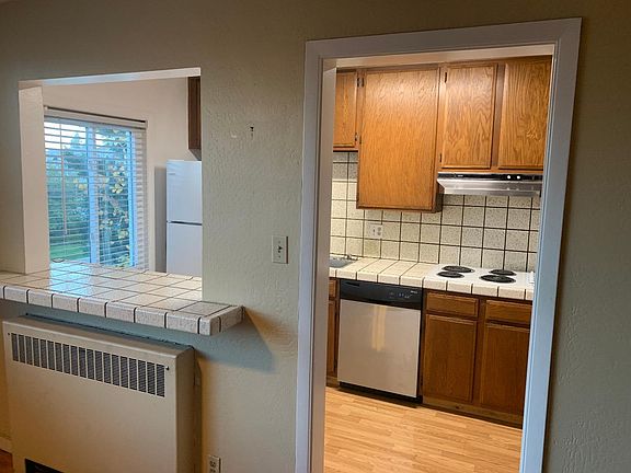 5th image of 155 El Camino Real APT 10