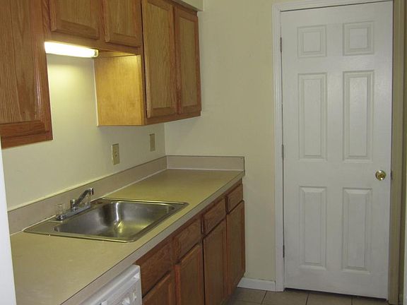 4th image of 5590 Ironwood Ct