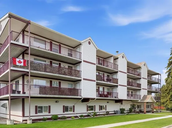 5133 E 49th St #406, Olds, AB T4H 0C7