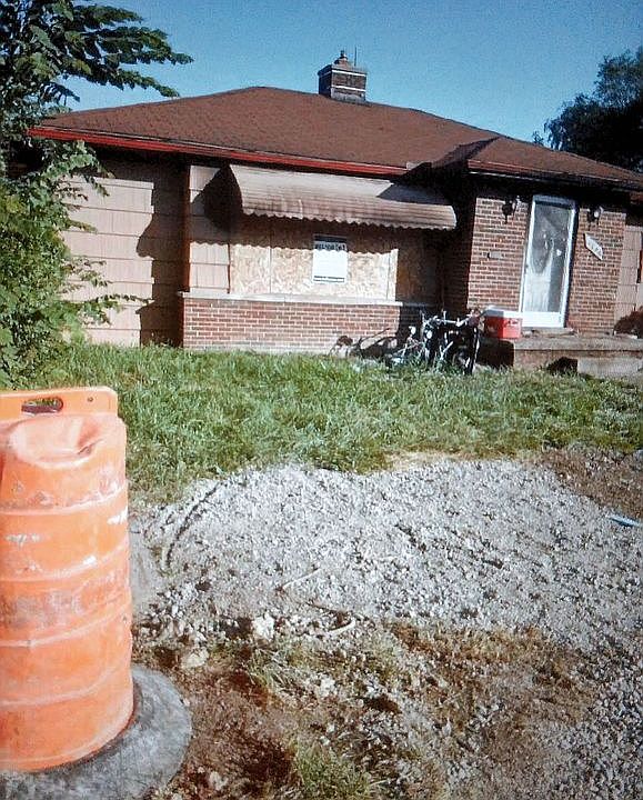 1st image of 1594 Austin Ave