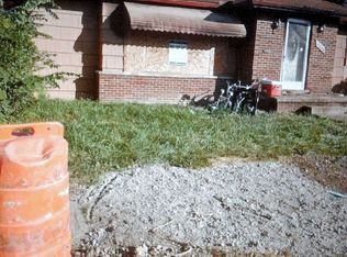 1594 Austin Ave, Lincoln Park, MI 48146