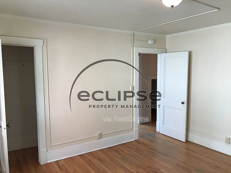 711 2nd St #2 — Photo 8