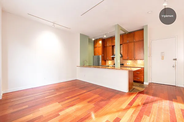 Rented by Triplemint | media 16