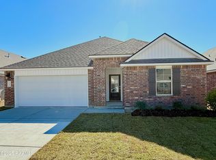 330 White Pine Dr, Lafayette, LA 70501