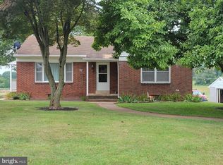333 N Biesecker Rd, Thomasville, PA 17364