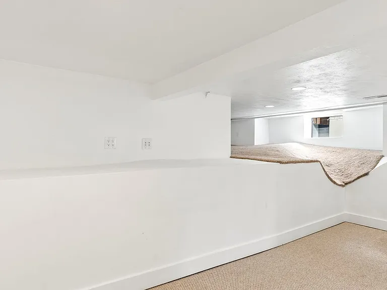 668 E Bryan Ave — Photo 15