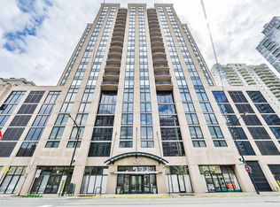 435 W Erie St APT 2102, Chicago, IL 60654