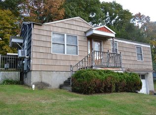 16 Charles Rd, Seymour, CT 06483