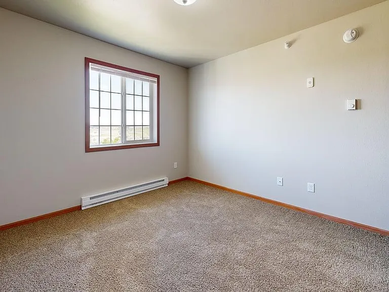 Bakken Ridge Apartments — Photo 8