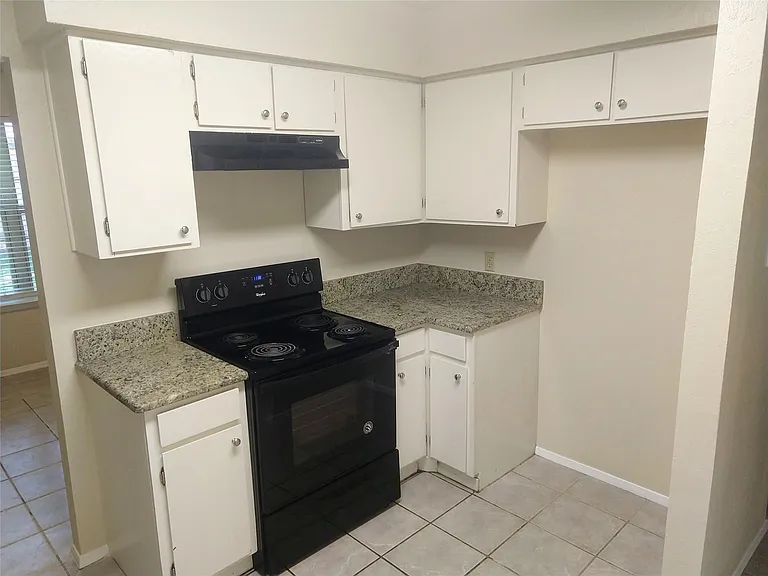 4401 Andalusia Trl — Photo 5