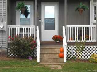 12977 W Lee Rd, Albion, NY 14411