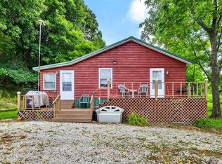 6257 E Calvertville Rd, Bloomfield, IN 47424