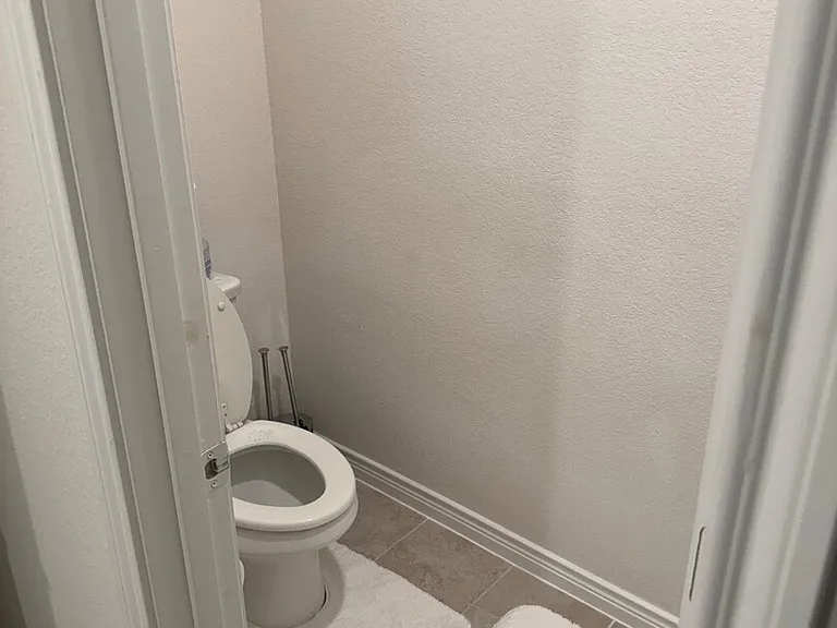 Seton Pl — Photo 19