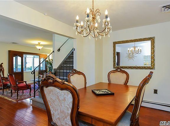 5th image of 390 Chestnut Dr