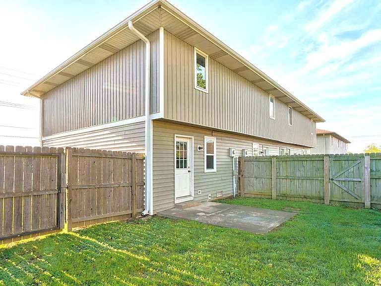 Main Street Townhomes - 1203 - D — Photo 2