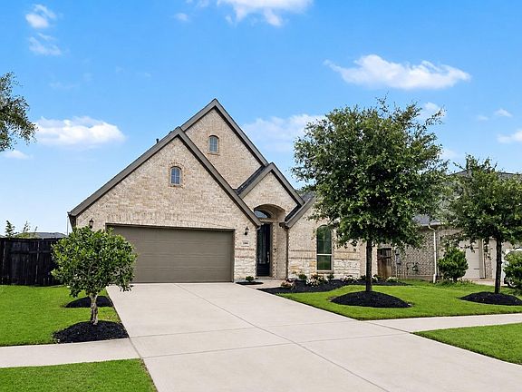 4th image of 3806 Lake Falls Dr