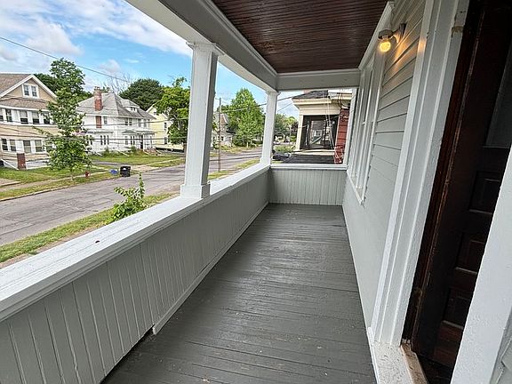 4th image of 128-130 Mildred Ave