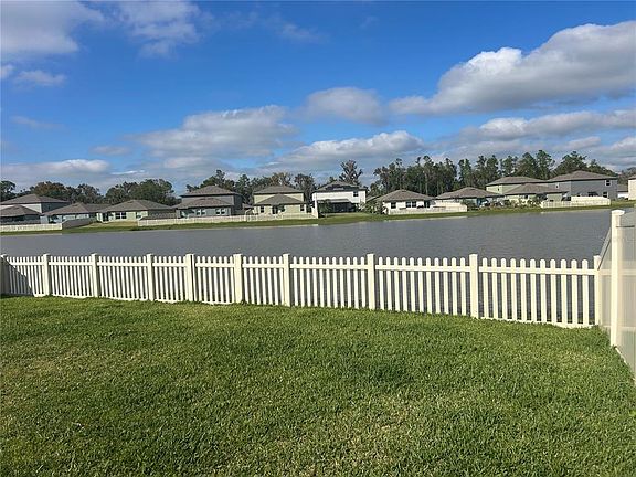 4th image of 4400 Trotters Way