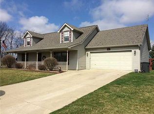 114 Westwood Ct, Hicksville, OH 43526