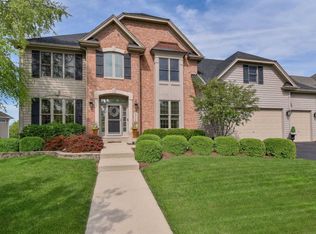 4N329 Mark Twain St, St Charles, IL 60175