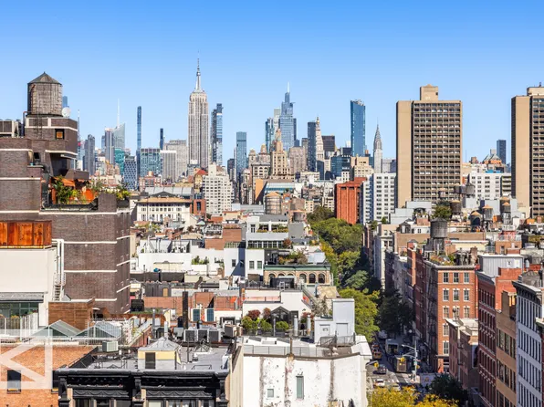 350 West Broadway image 26 of 29