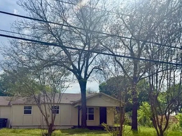 2621 Old Marlin Rd, Waco, TX 76705
