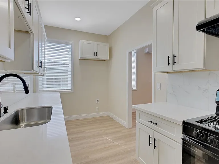 254 Woodbridge Ave #1 — Photo 24