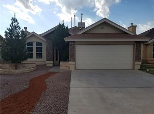 508 Valle Negro Dr, Socorro, TX 79927