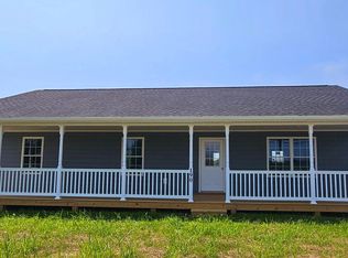 190 Reservoir Ave, Luray, VA 22835