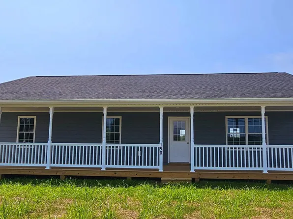 190 Reservoir Ave, Luray, VA 22835