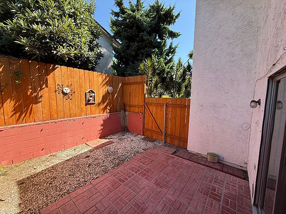 5th image of 8265 Echo Dell Rd