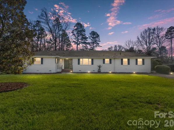 6700 Terry Ln, Charlotte, NC 28215