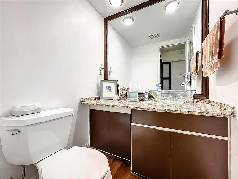 1100 SE 5th Ct #55 — Photo 15