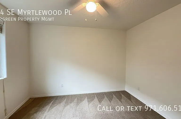 664 SE Myrtlewood Pl — Photo 26