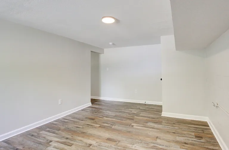 2024 Lintwood Dr — Photo 23