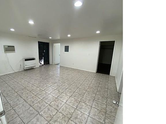 3rd image of 10531 S Vermont Ave