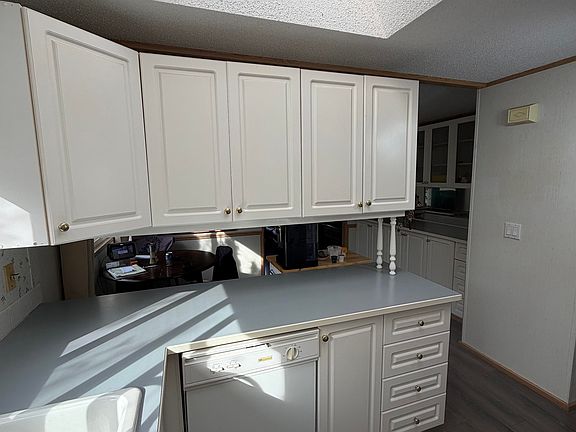 4th image of 5575 Mason Rd #28