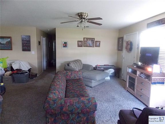 2nd image of 128 Long Ln