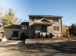 4 Ray Ave, Woodland Park, NJ 07424