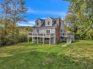 35 Holbrook Ave, Wellfleet, MA 02667