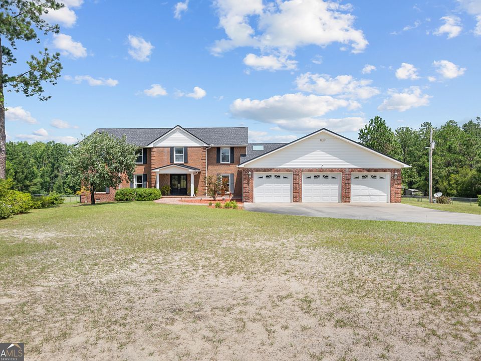 1st image of 63 Lewis Cir