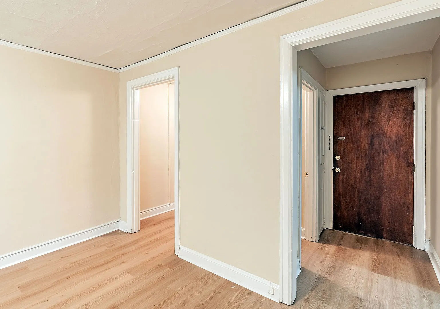 Roosevelt Apartments — Photo 2