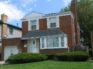 9425 S Oakley Ave, Chicago, IL 60643