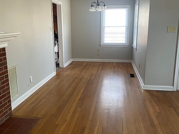 4th image of 730 Westwood Ave