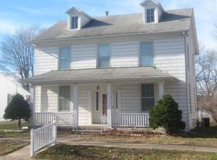 208 4th St, West Point, IA 52656