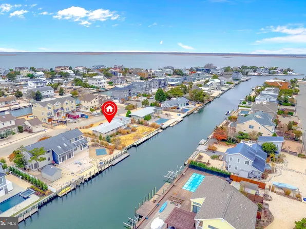 137 Laguna Ln, Loveladies, NJ 08008