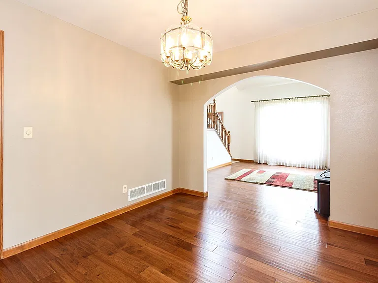 1724 Tanglewood Dr — Photo 8