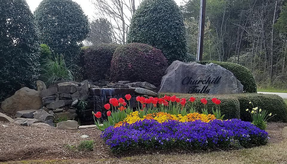 2nd image of 14 War Admiral Way