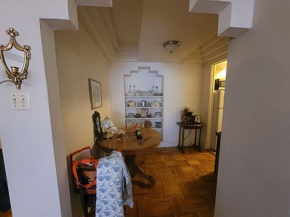 3rd image of 2121 E Capitol Dr APT 108